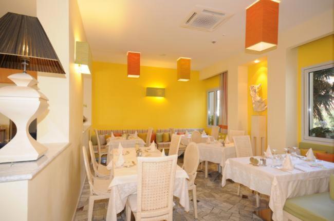 Hotel Ariston Caorle Exterior photo